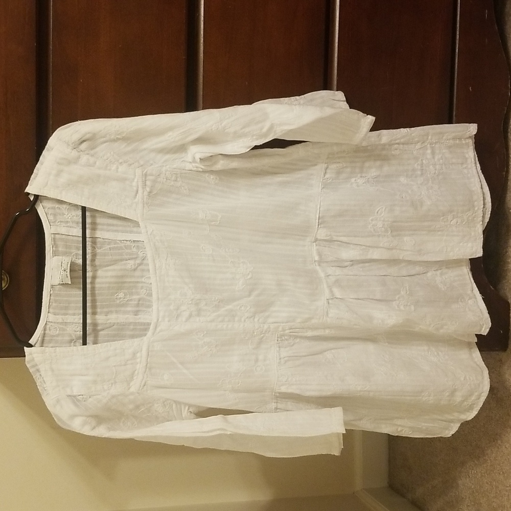 Color Me Cotton white top. Size small